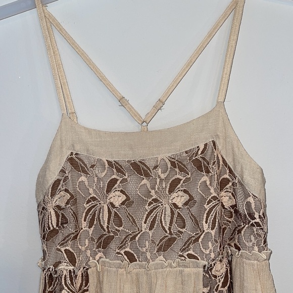 Altar’d State Women’s Tan Gauze with Tan/Brown Appliqué Floral Print Size Medium - Picture 2 of 10